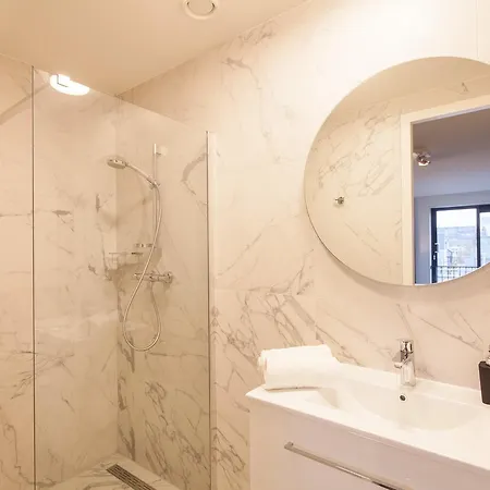 348 Suites Short Apartment